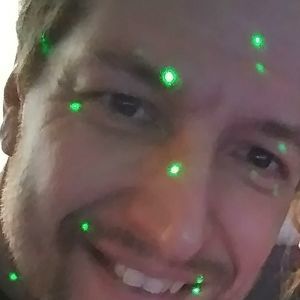 Meet your Posher, Dennis